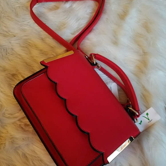 Handbags - SOLD❤Detachable straps Red Handbag❤